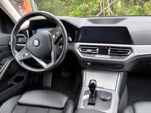 Vând BMW seria 3  X Drive 320  break automat an 2022 — miniatura 6