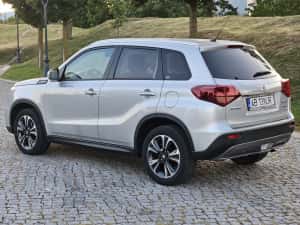 Suzuki Vitara Hybrid An 2022  Motor 1.4 Benzina ALLGRIP Tracțiune 4x4 La Buton  Înmatriculat Recent Ro — miniatura 6