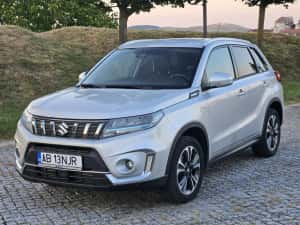 Suzuki Vitara Hybrid An 2022  Motor 1.4 Benzina ALLGRIP Tracțiune 4x4 La Buton  Înmatriculat Recent Ro — miniatura 10
