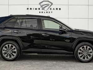 Toyota RAV4 facelift AWD 4X4 hybrid 222 CP