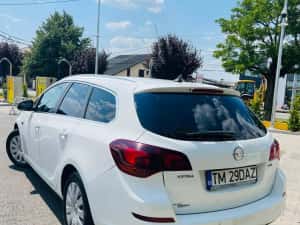 Opel astra an 2012 inmatriculat 2 litri disel cutie automata — miniatura 3