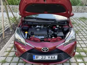 Toyota Yaris 1.5VVT-IE Multidrive S CVT automat 59.000KM achizionat de nou din reprezentanta Bucuresti-Sud — miniatura 7