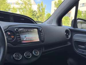Toyota Yaris 1.5VVT-IE Multidrive S CVT automat 59.000KM achizionat de nou din reprezentanta Bucuresti-Sud — miniatura 8