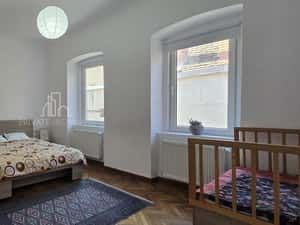 Apartament 83Mp, ultracentral, Sighisoara — miniatura 5