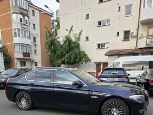 Bmw Seria 5 F10 520d Efficient Dynamics — miniatura 10