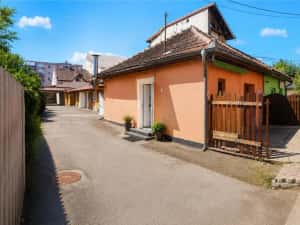 Casa cu teren 413 mp, Florilor, Brasov, 7 incaperi, potential business — miniatura 5