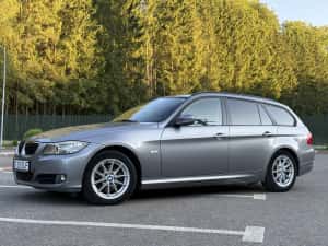 BMW E91 320d  Automat / Dakota Beige / Harman Kardon-Logic 7  / Comfort Access  / BiXenon