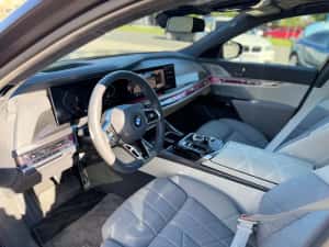 Bmw 760i x-drive — miniatura 6