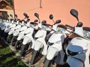 Peugeot Tweet 125 cc — miniatura 3