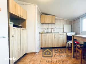 Apartament 2 camere decomandate de vânzare – Zona Nicolina (Str. Liber — miniatura 5