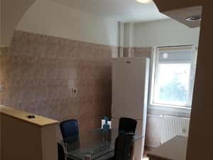 Apartament 2 camere Semidecomandat Metrou Brancoveanu — miniatura 3