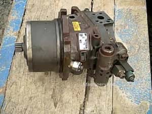 Pompă hidraulică recondiționată Linde BMV105 — miniatura 2