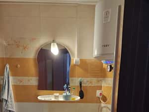 Garsoniera / Etaj 3/ Calimanesti / — miniatura 6