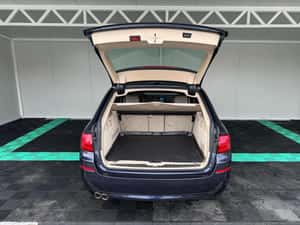 BMW 520, 2011, 286.000 km, Diesel, Automată — miniatura 7