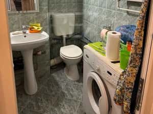 2 camere Dorobanti decomandat, an 1979, metrou, 52 mp, reabilitat — miniatura 5