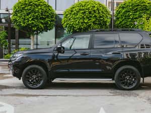Toyota Land Cruiser SUV 2023, 50.000 km, 62.500 EUR — miniatura 7