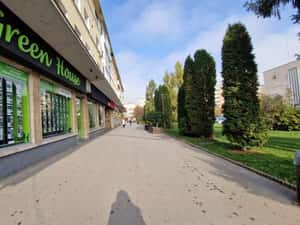Apartament 2 camere , etaj 1, zona Crisului — miniatura 2
