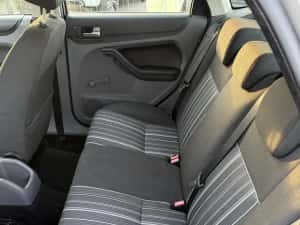 Ford Focus 1.8 TDCI 157.000km — miniatura 6
