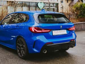 BMW 120d xDrive Hatchback 2019 — miniatura 4