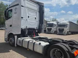 cap tractor mercedes actros 1845 an 2019 mega impecabil — miniatura 4