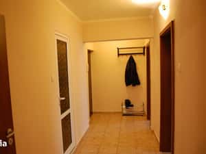 Particular, inchiriez apartament 2 cam. 55mp, Tineretului, Str Viorele — miniatura 5