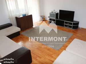 Apartament 3 camere de vânzare în Sinaia | Mobilat | 2 balcoane
