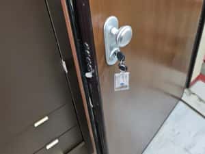 Deblocari usi Galati/Reparatii usi/Yale usi/Reparatii termopane/Usi — miniatura 9