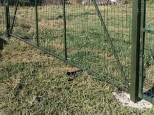 Gard și porți pentru împrejmuirea proprietății — miniatura 2