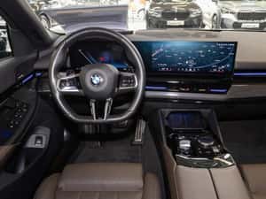 BMW 520 Berlină Diesel Automat 30.050 km - 2024 — miniatura 6