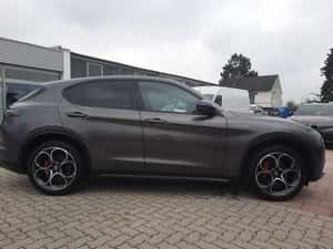 Alfa Romeo Stelvio SUV Diesel Automat 2016 — miniatura 5