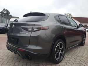 Alfa Romeo Stelvio SUV Diesel Automat 2016 — miniatura 6