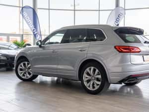 Volkswagen Touareg Semi-automată 231 HP Diesel — miniatura 6