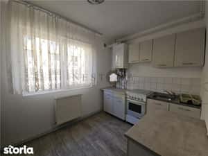 Apartament o camera, decomandat, 41mp, centrala proprie, Dambul Rotund — miniatura 4