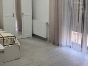 apartament de inchiriat — miniatura 2
