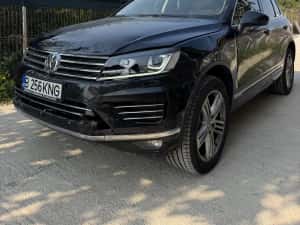 Volkswagen Touareg 2018 105.000 KM FACELIFT usor avariate / avariat / lovit / lovite — miniatura 3