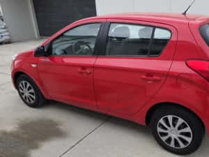Hyundai i20 an 2011 euro 5 1.3 benzina 145714km import Germania — miniatura 4