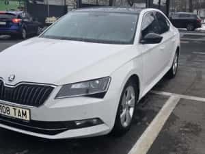 Skoda Superb 2017 — miniatura 10