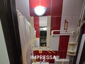 Se inchiriaza garsoniera confort 2 mobilata si utilata etaj 3 Ramiro — miniatura 5