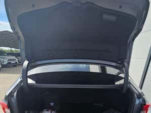 Toyota Corolla 1.8 HYB Dynamic — miniatura 5