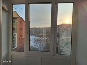 PF Inchiriez garsoniera Nicolina — miniatura 6