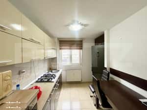 Apartament decomandat de vanzare etaj 2 zona Dacia — miniatura 1