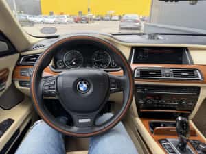 Bmw 740d f01/ LCI/ 2013/ 5 butoane 313cp — miniatura 6