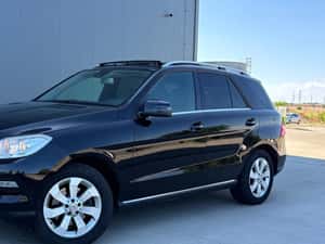 Mercedes ML350, Unic proprietar din 2016! Fără avans — miniatura 4