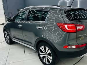 KIA SPORTAGE 2012, 161.000 KM, 8.990 EUR — miniatura 3