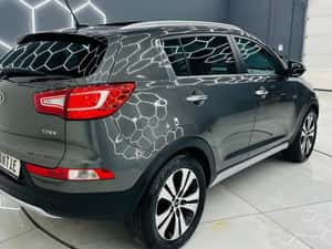 KIA SPORTAGE 2012, 161.000 KM, 8.990 EUR — miniatura 4