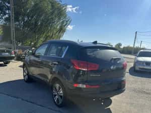 Dezmembrez Kia Sportage 2013 1.7 — miniatura 4