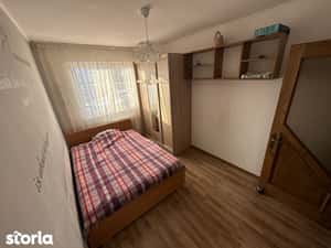Închiriez apartament cu 2 camere cu loc de parcare, PE TERMEN LUNG — miniatura 5