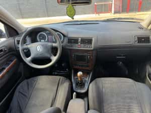 VW Bora 1.9 TDI — miniatura 5