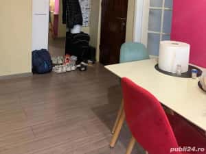 2 cam dec centrala proprie etaj intermediar zona Lipovei