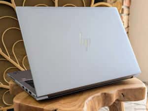 Laptop HP ZBook Fury 16 G11 4K Dream-Color i7 32B Ram RTX 2000 1TB NOU — miniatura 3